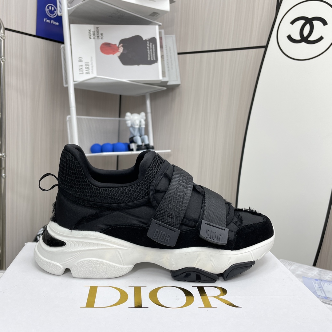 Dior D-wander velcro sneakers