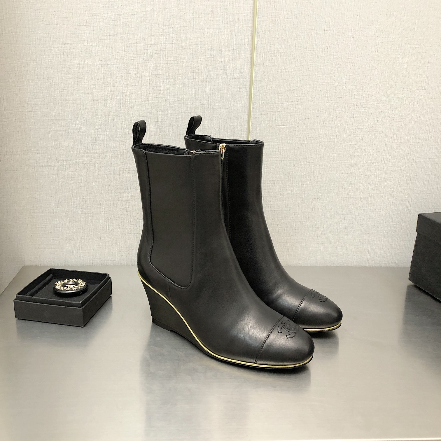 C design  6.5cm heel boots