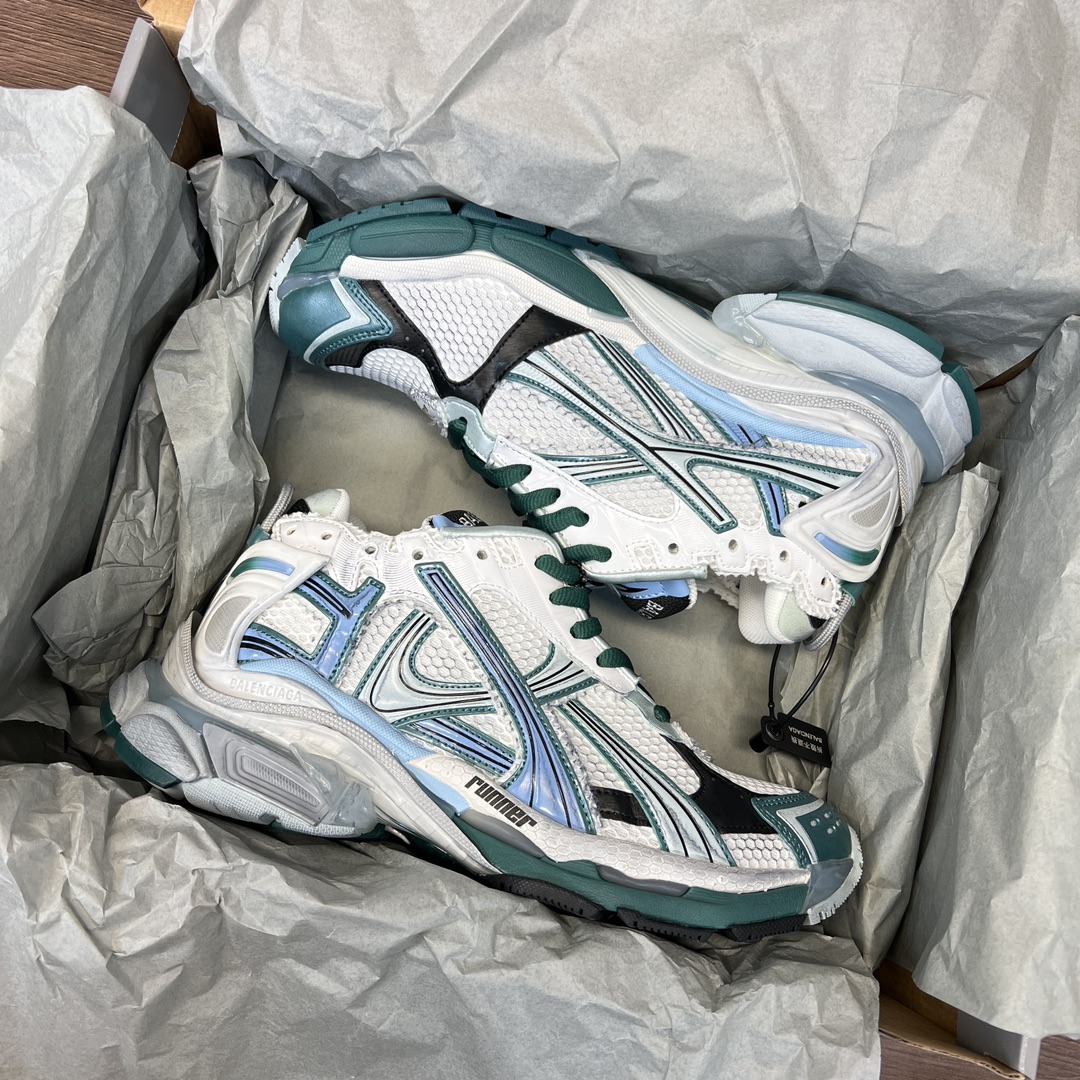 Balenciaga-Runner Sneakers