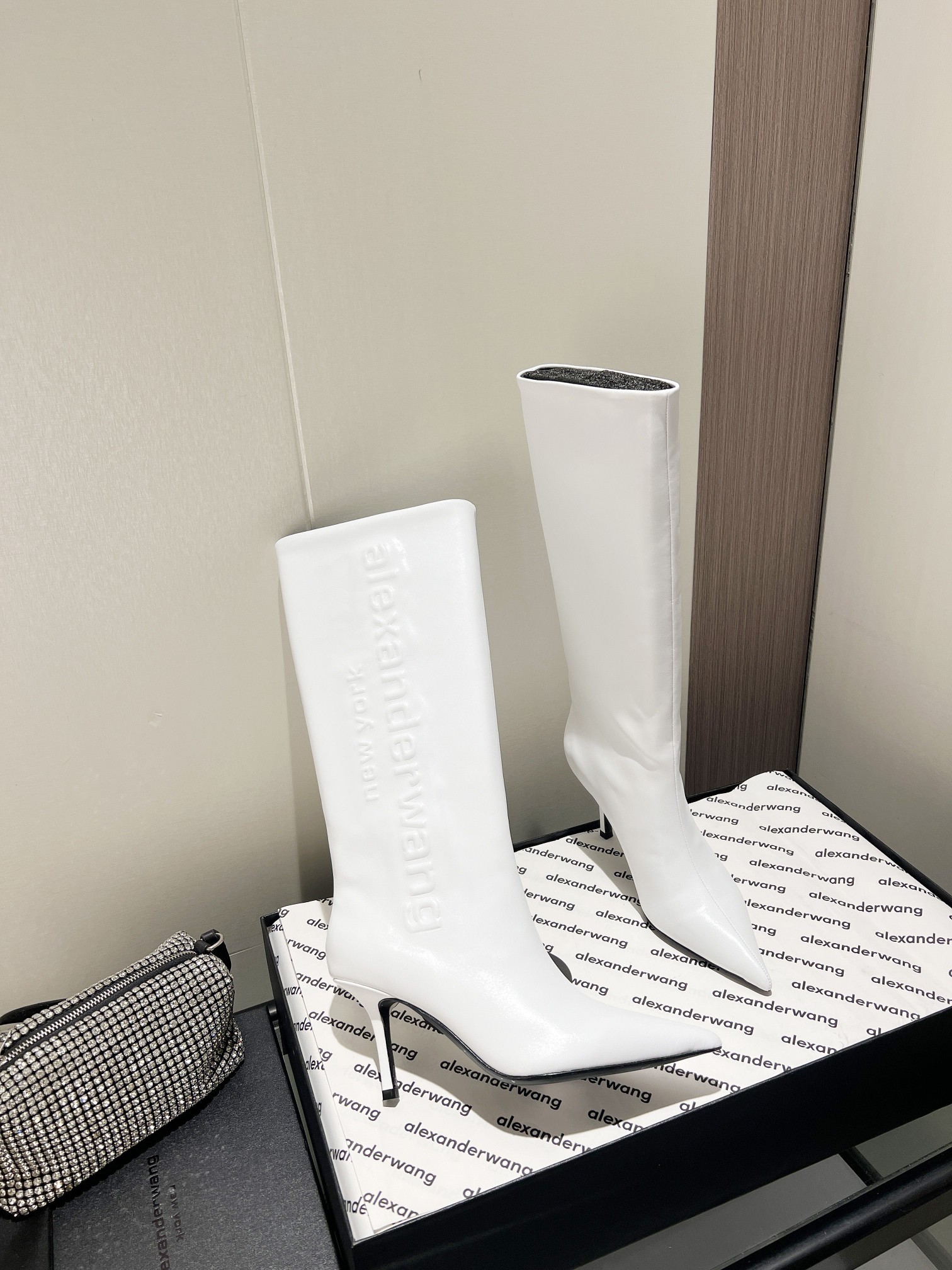 Alexandra. Wang 2023S Autumn/Winter New York Fashion Week Letter Heeled Boots