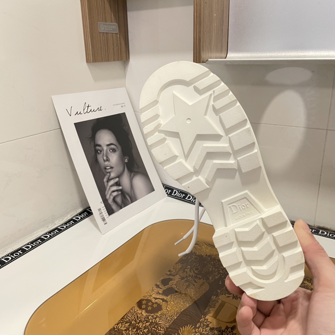 Christian Dior Paris thick sole Martin boots