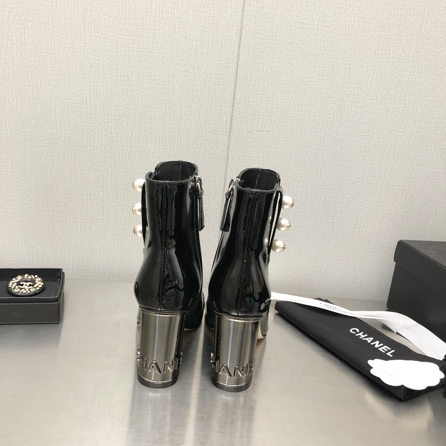 New C design  ankle boots