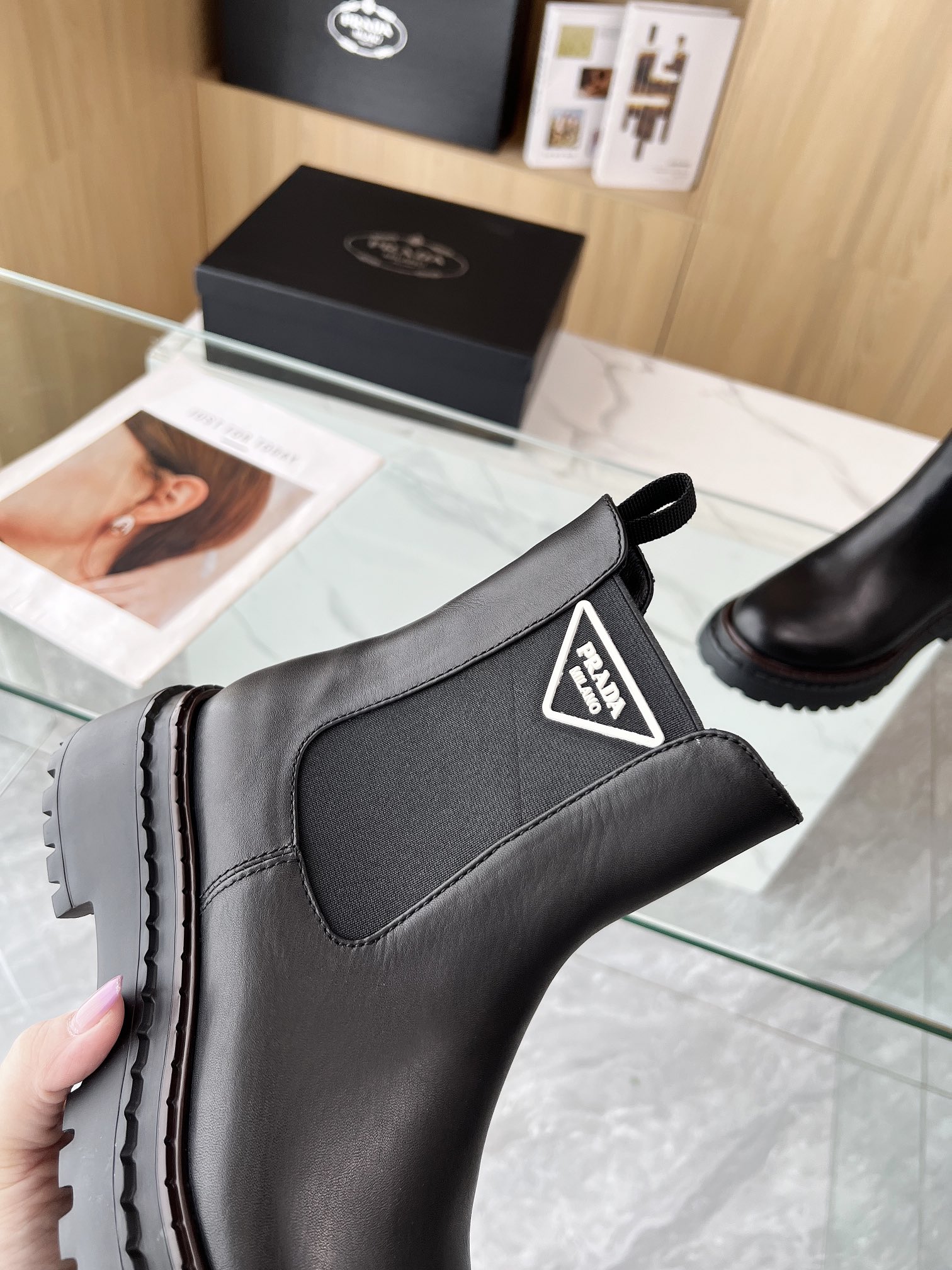 P design thick sole thick heel short boots