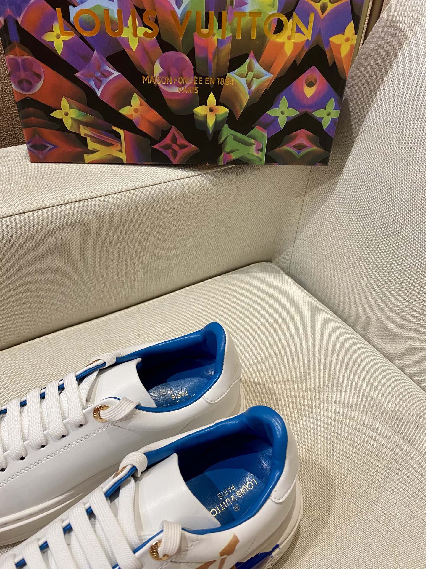 L designWomen Lace Up Leather Flat Sneakers