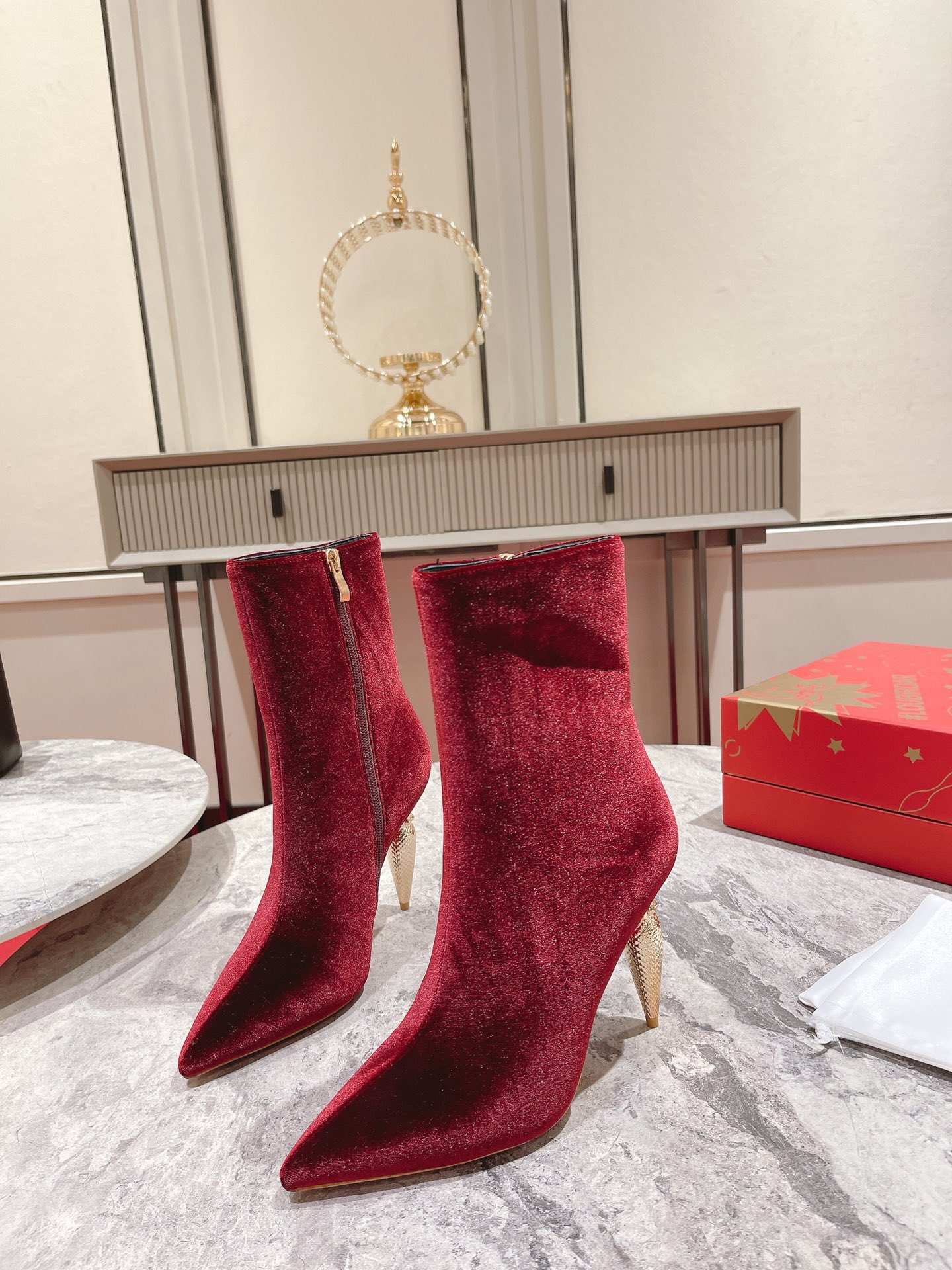 CL Queen's Sceptre Boots