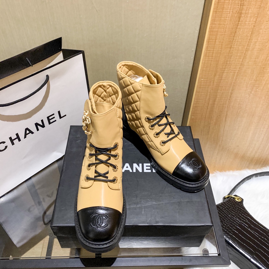 C design  new chain double C buckle short boots