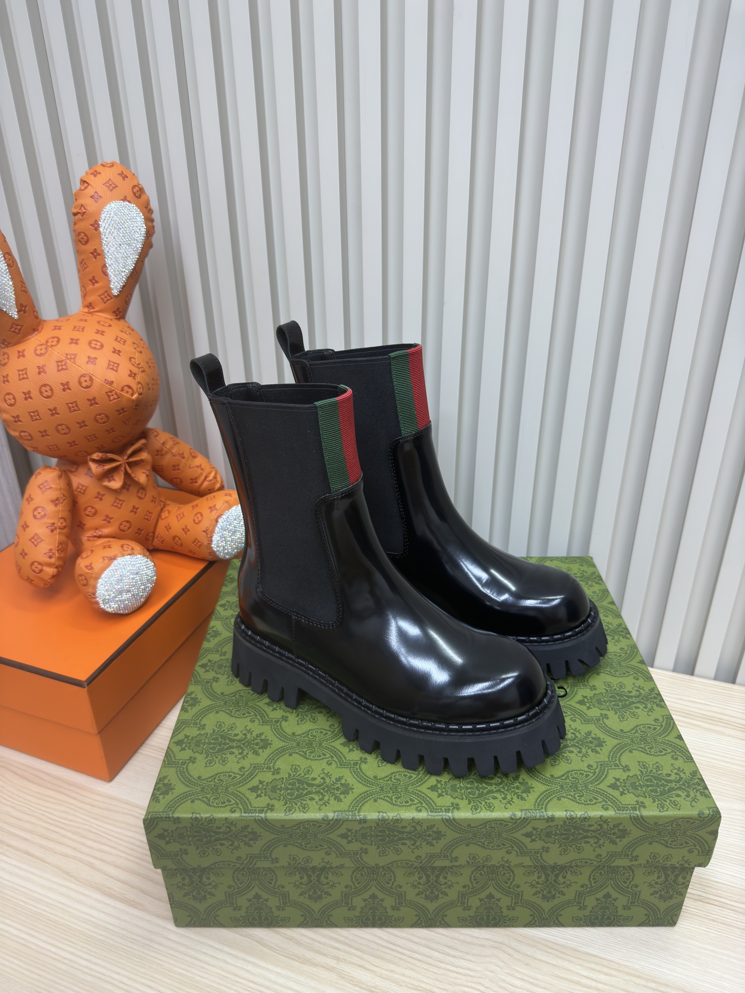 GUCCI&I Women's patent leather lace loafers Women's braided ankle boots