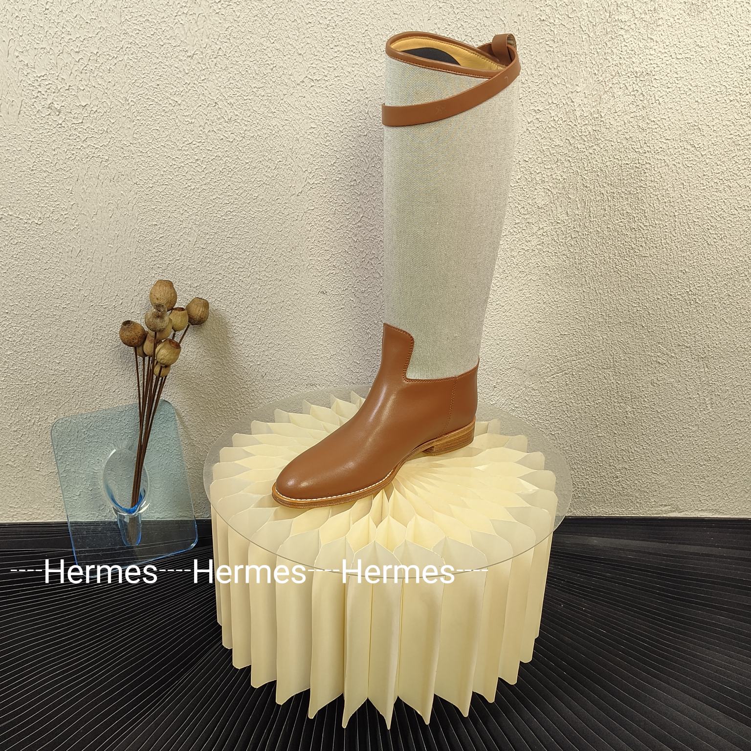 H's classic Kelly buckle new cloth knight boots