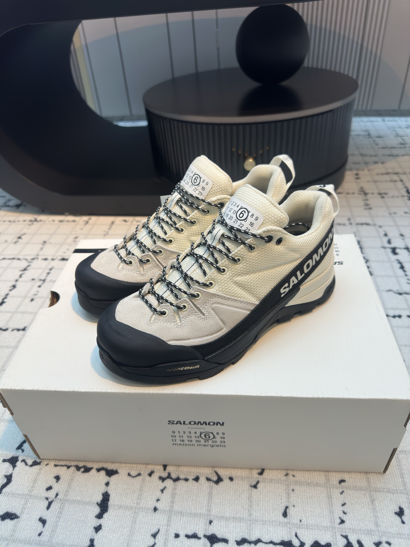 Salomon co-branded Magilla X-Alp Collection Outdoor Casual Sneakers Women