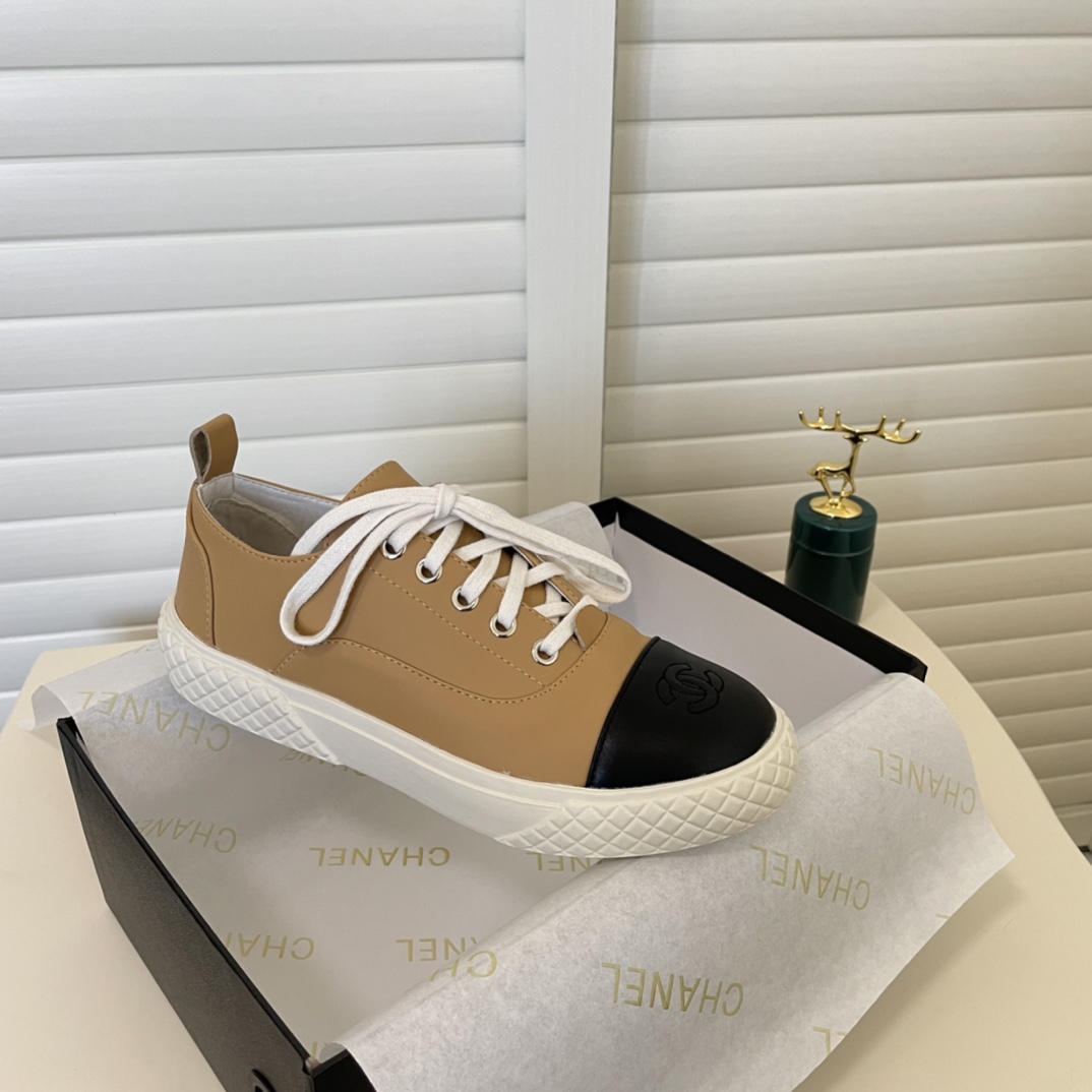 C design  Women Lace Up Flat Sneakers