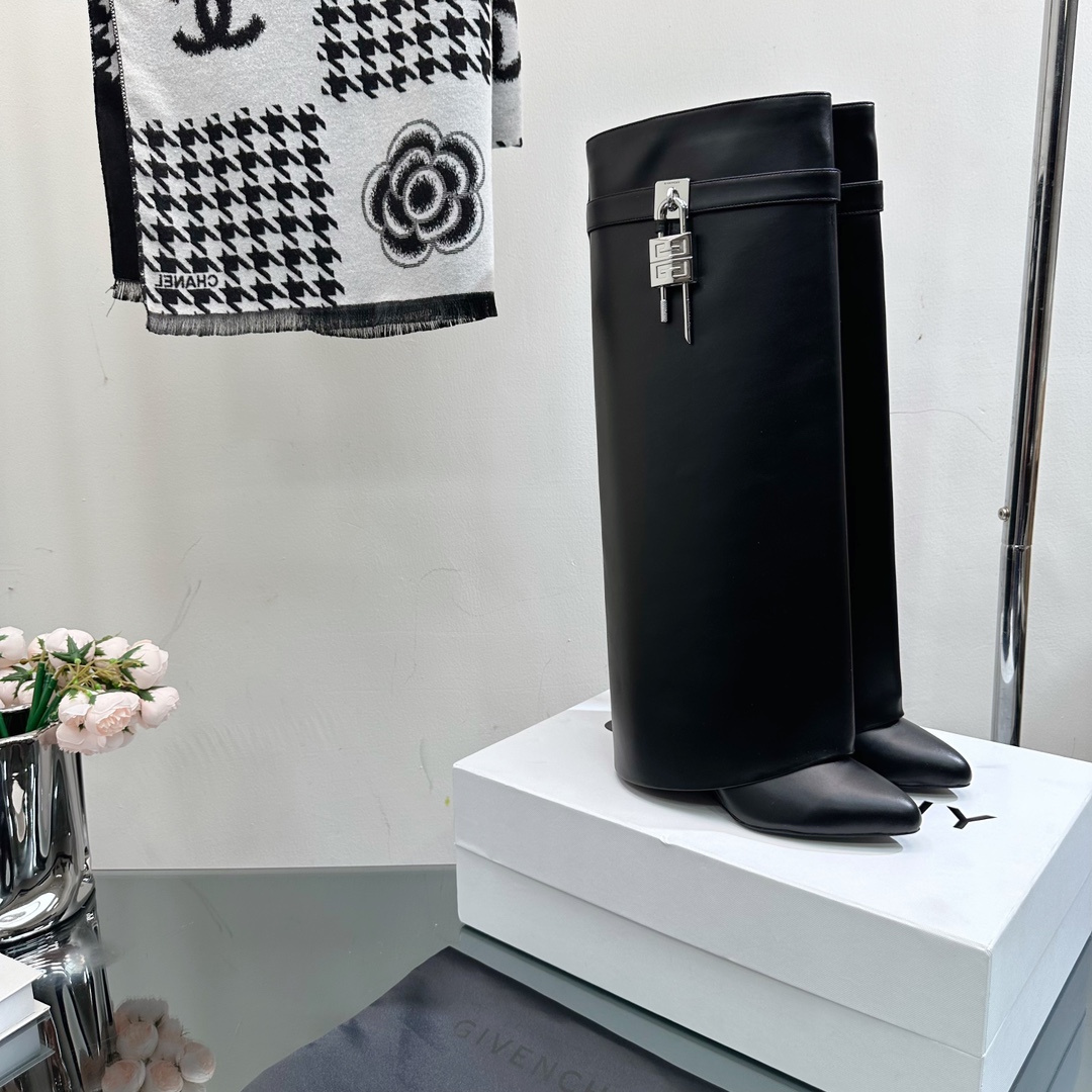 GIvenchy New Trousers Boots high quality rhinestone & metal locker