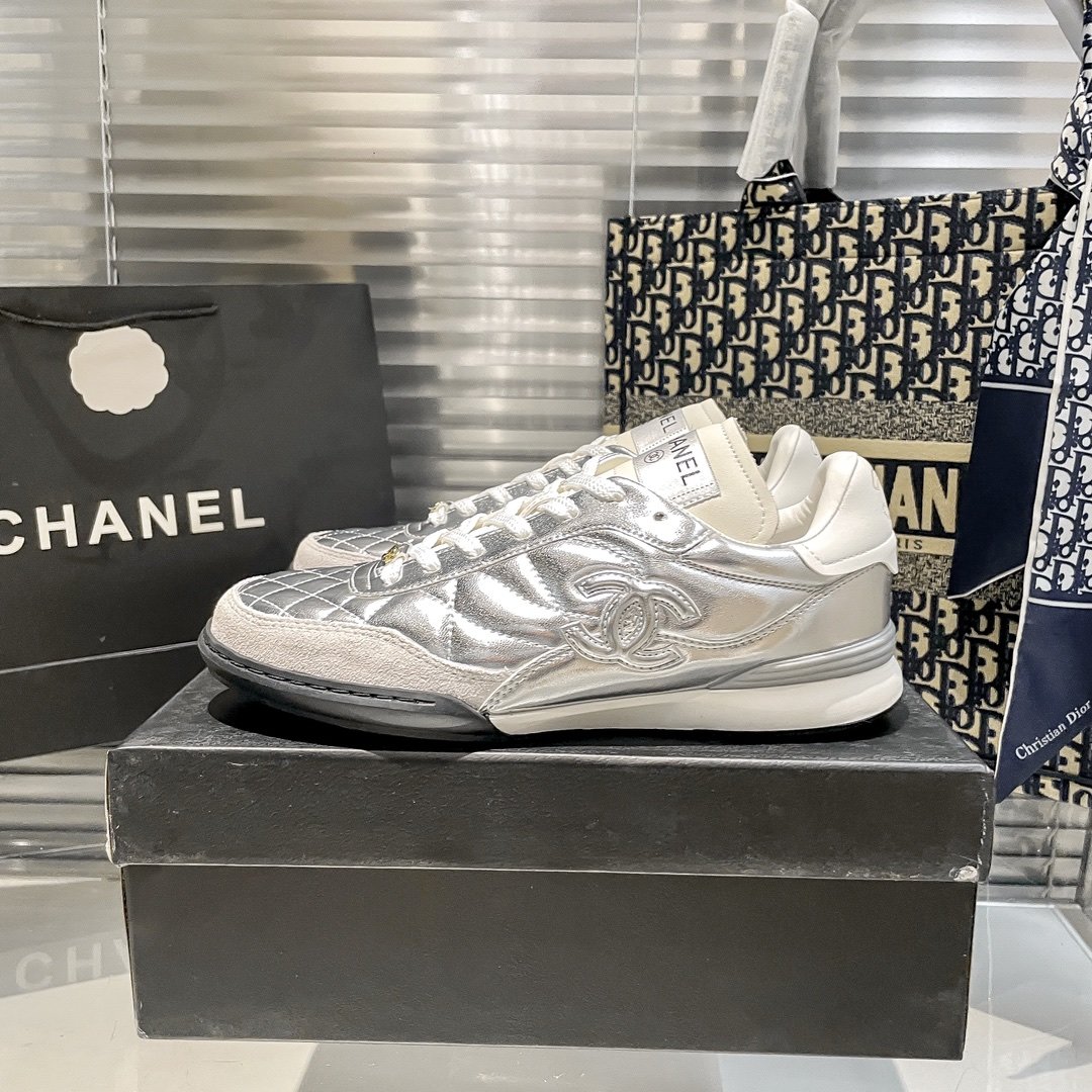 C design  new thick-soled non-slip sneakers