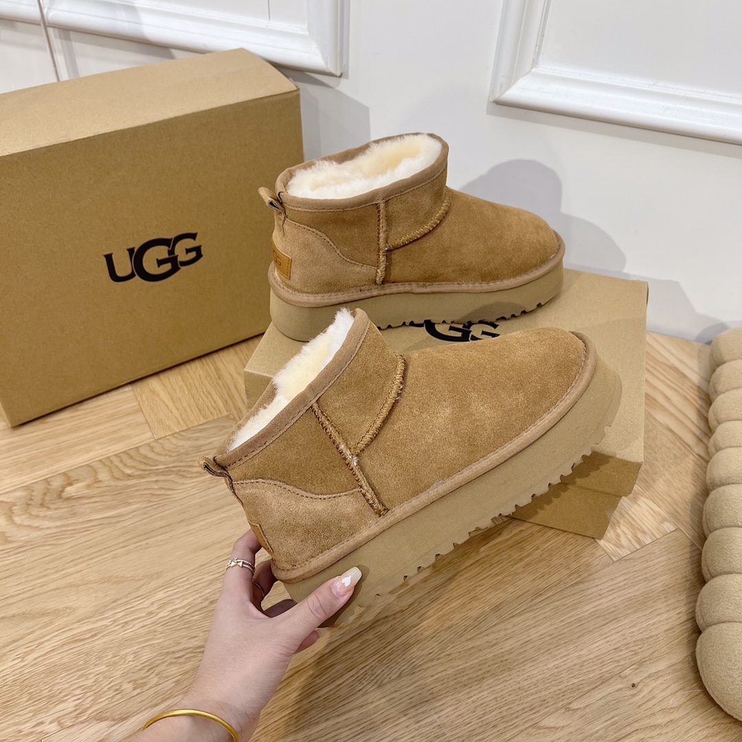 ugg Snow boots