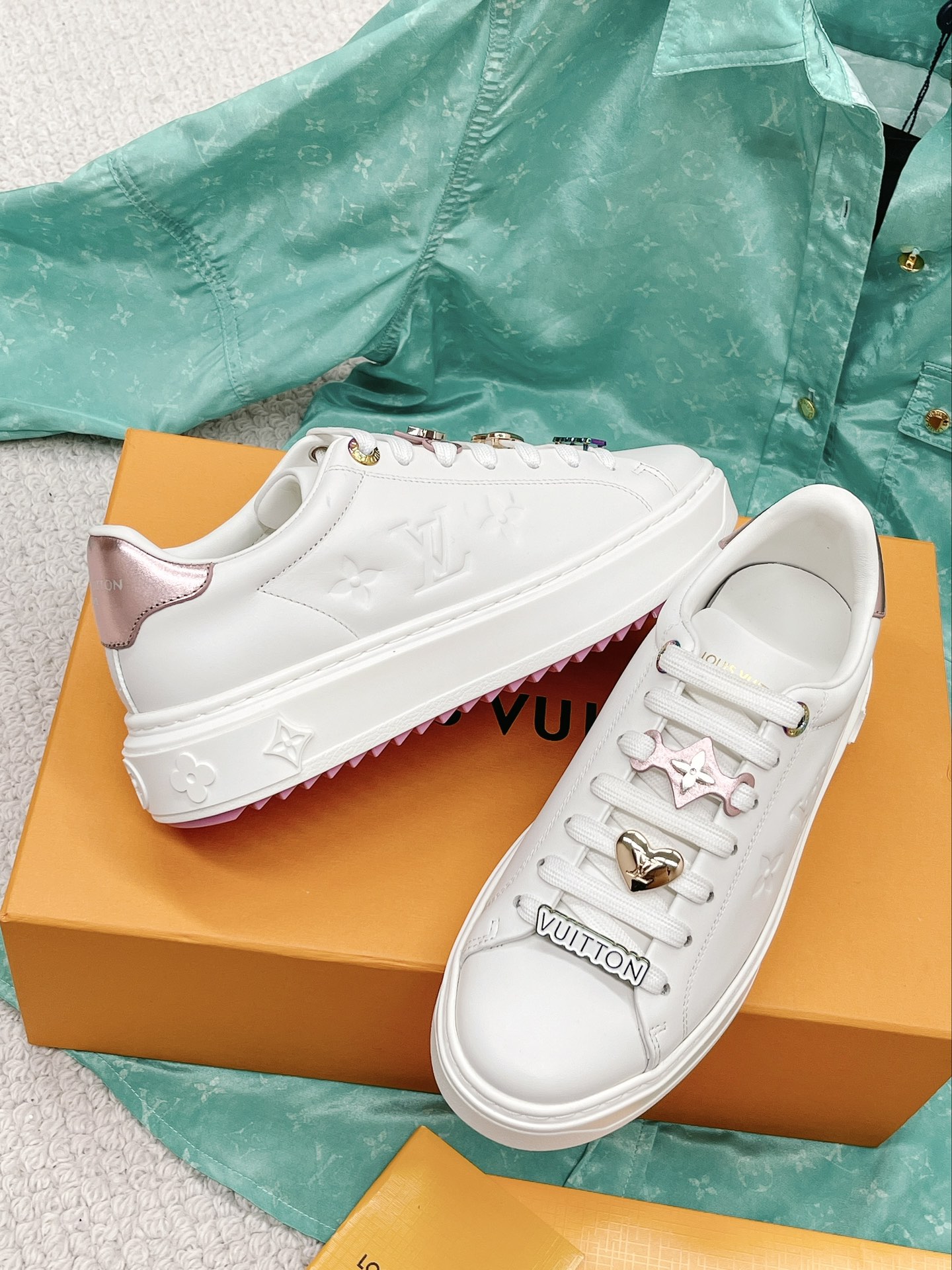 Louis Vuitton women vulcanized shoes sneakers