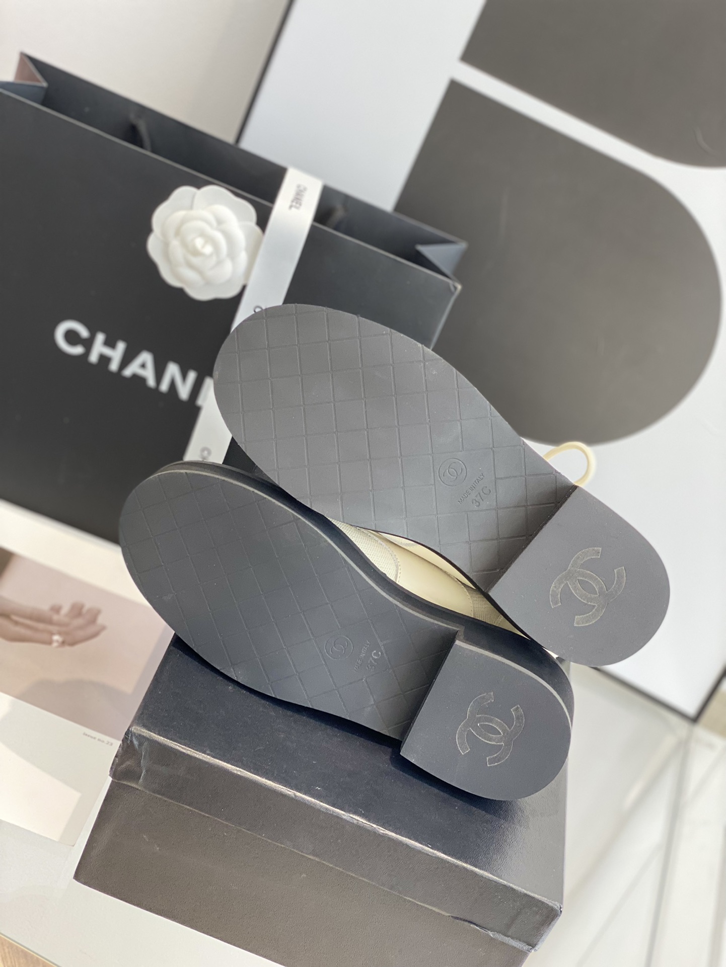 C design  runway model boots!