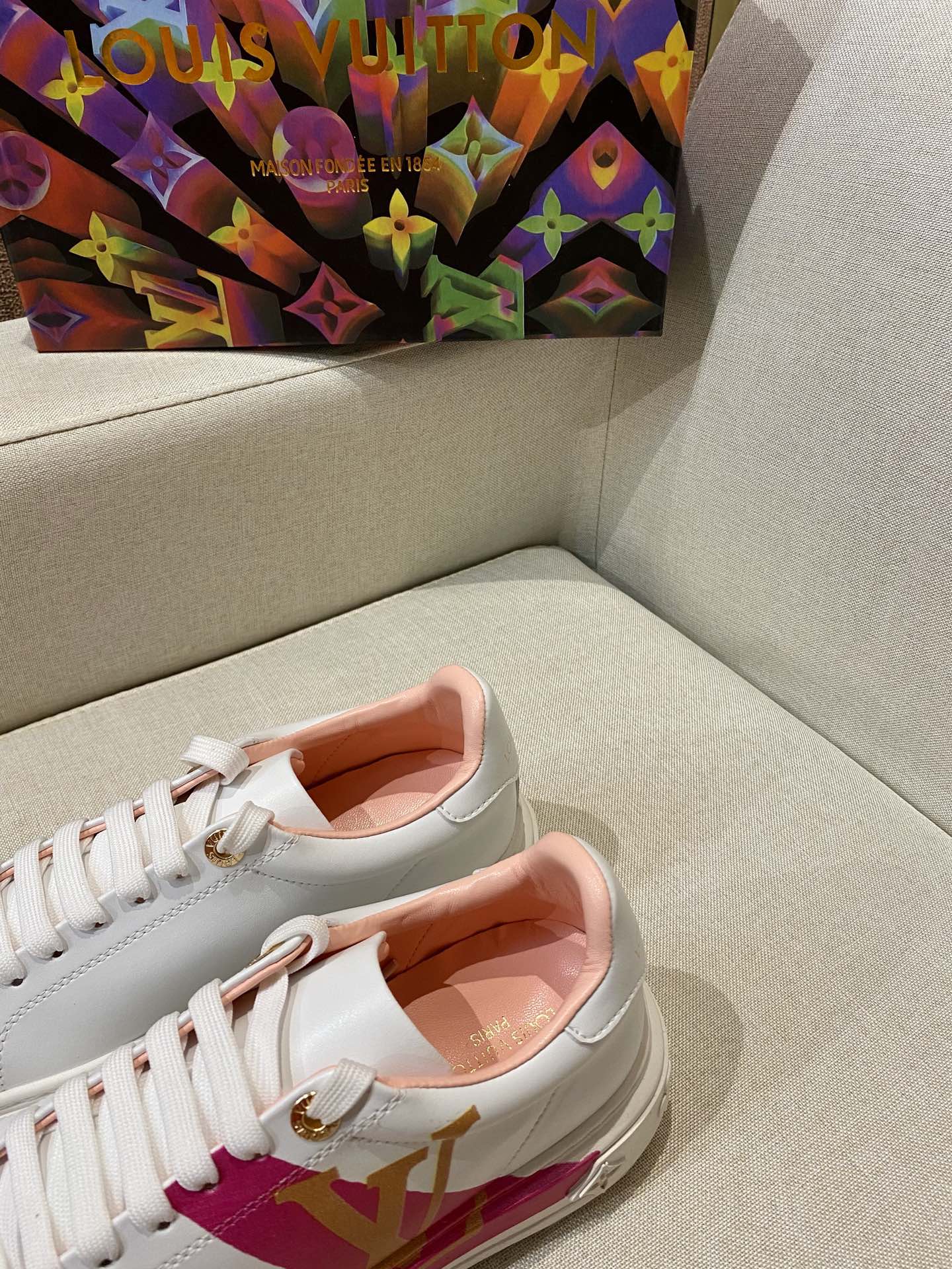 L designWomen Lace Up Leather Flat Sneakers