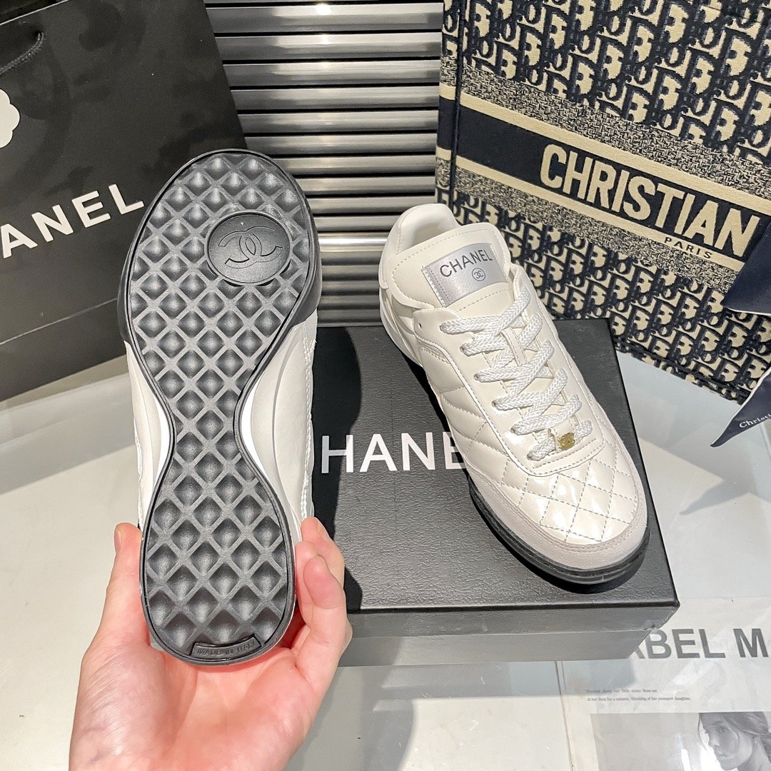 C design  new thick-soled non-slip sneakers