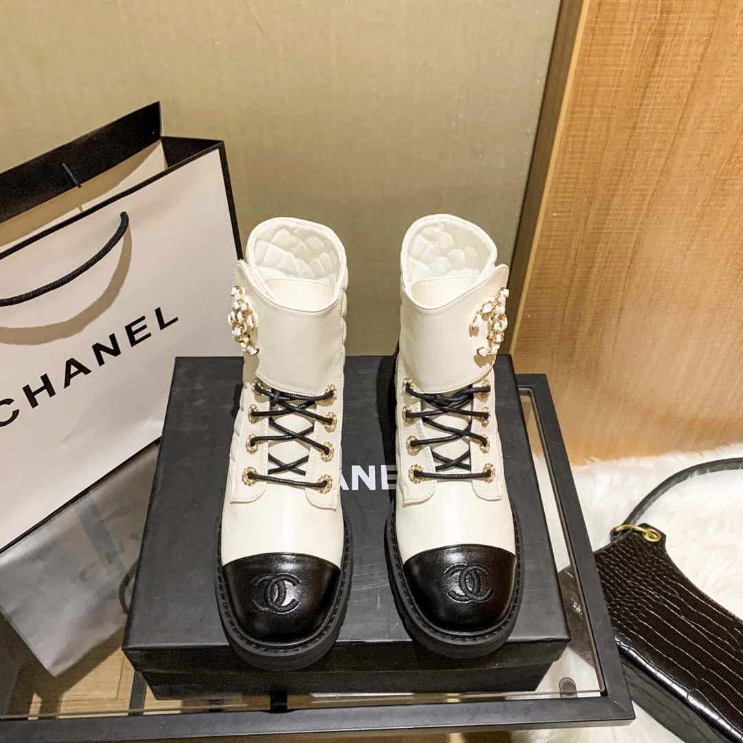 C design  new chain double C buckle short boots