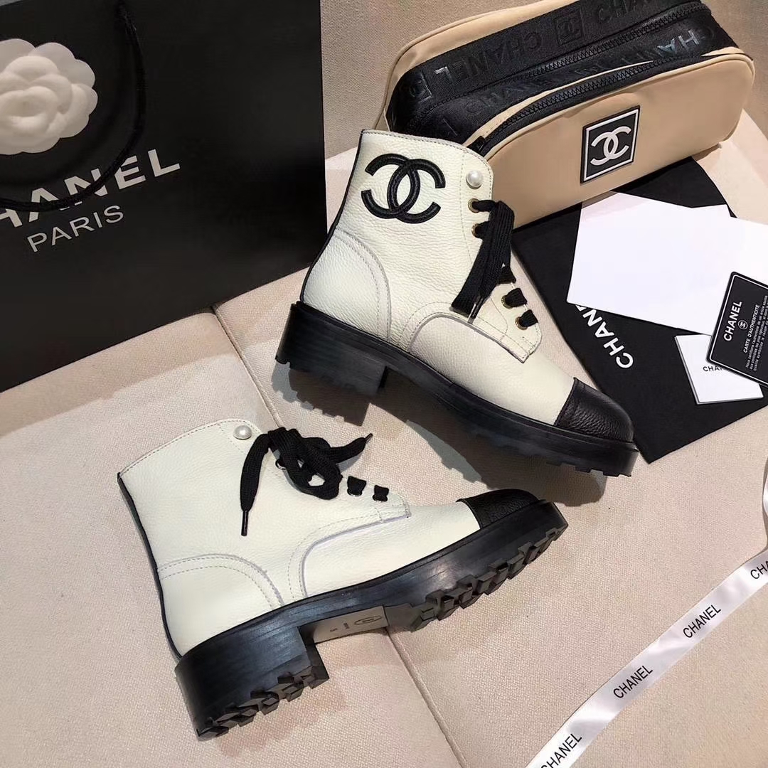 C design 's new Pearl Martin Boots