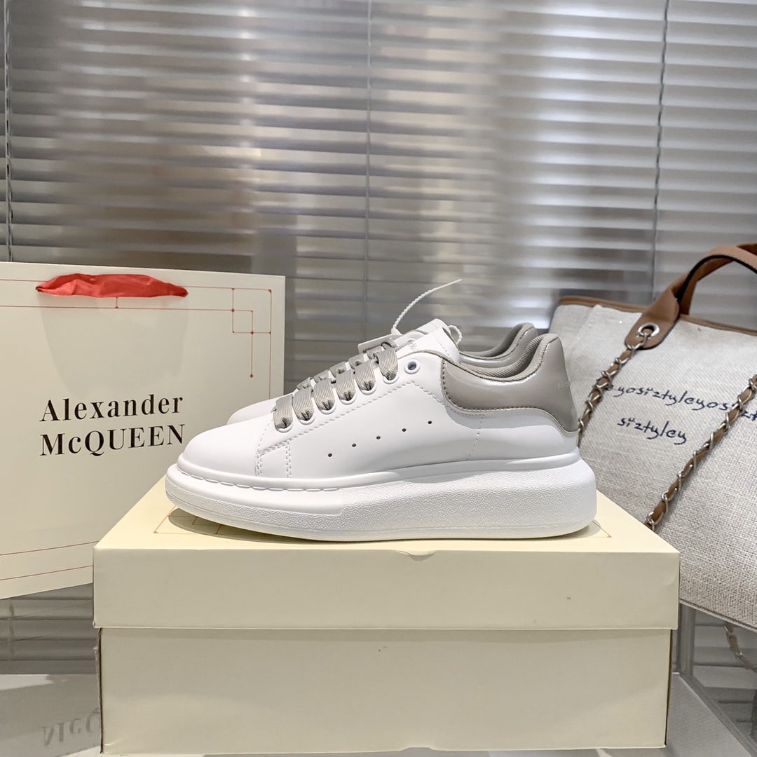 Alexander Mcqueen new thick soft sole sneakers casual shoes