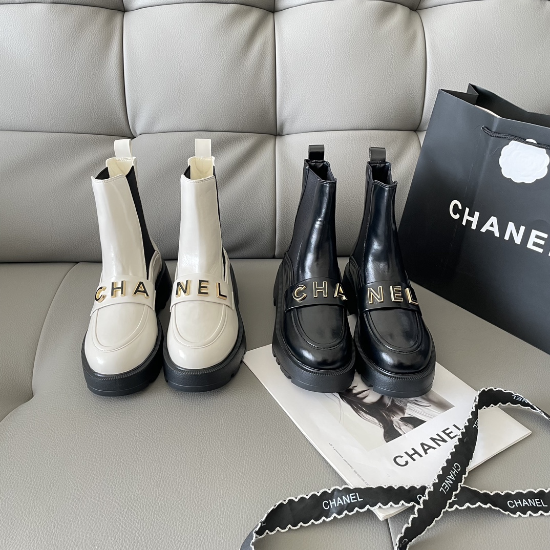 C design new letter buckle ankle boots