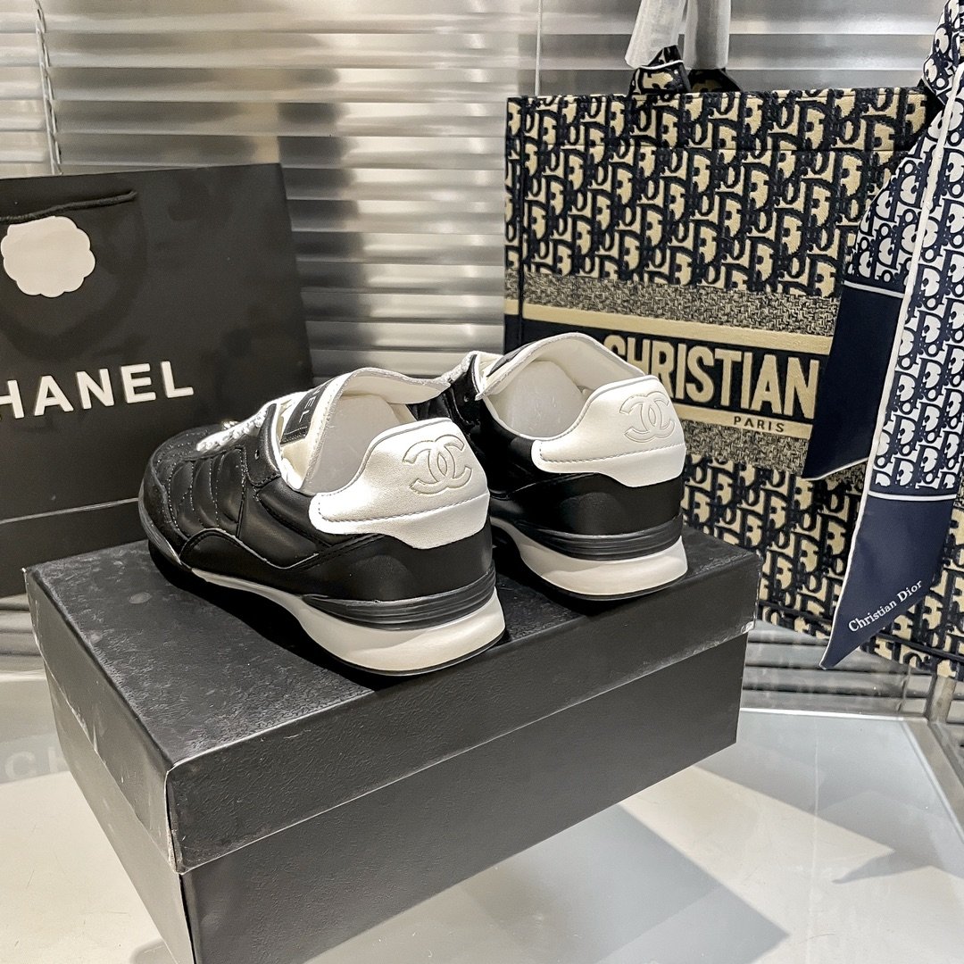 C design  new thick-soled non-slip sneakers