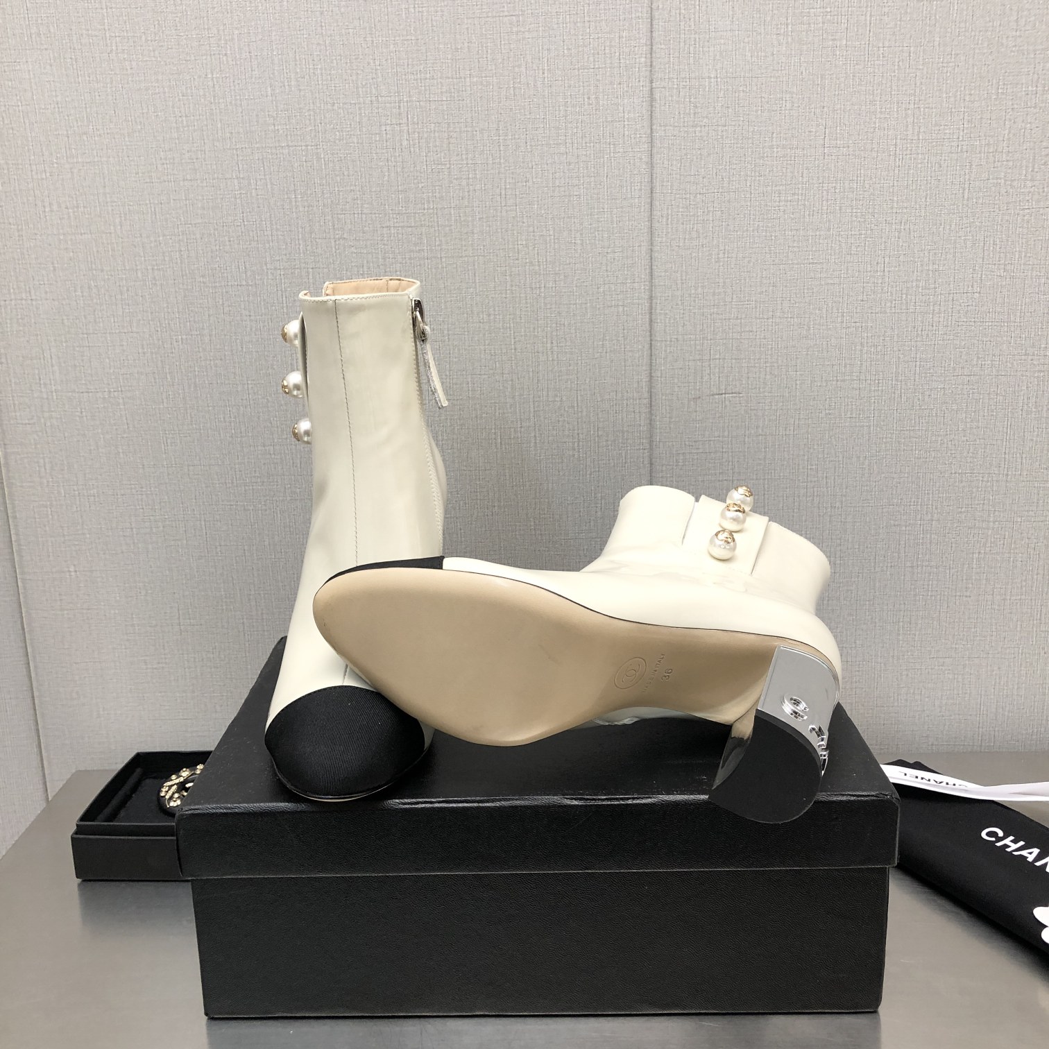 New C design  ankle boots