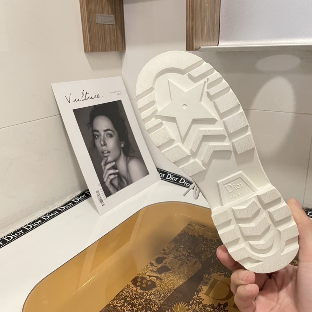 Christian Dior Paris thick sole Martin boots