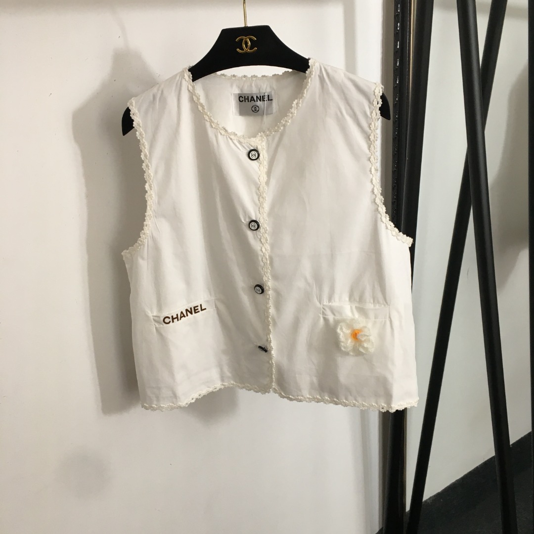 C Design New Suit (Floral Vest Top + Side Pocket Casual Skirt)