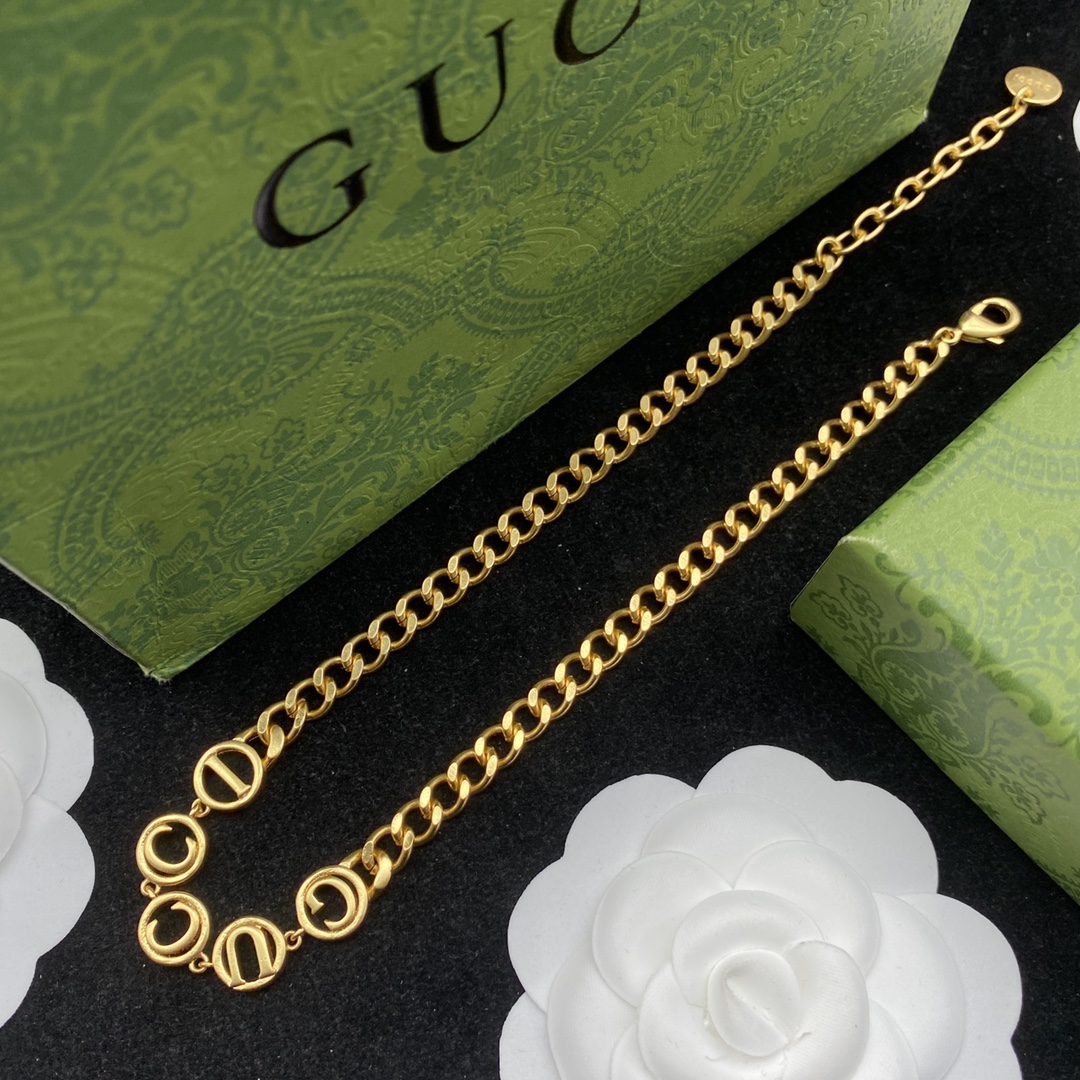 G design classic trendy suit