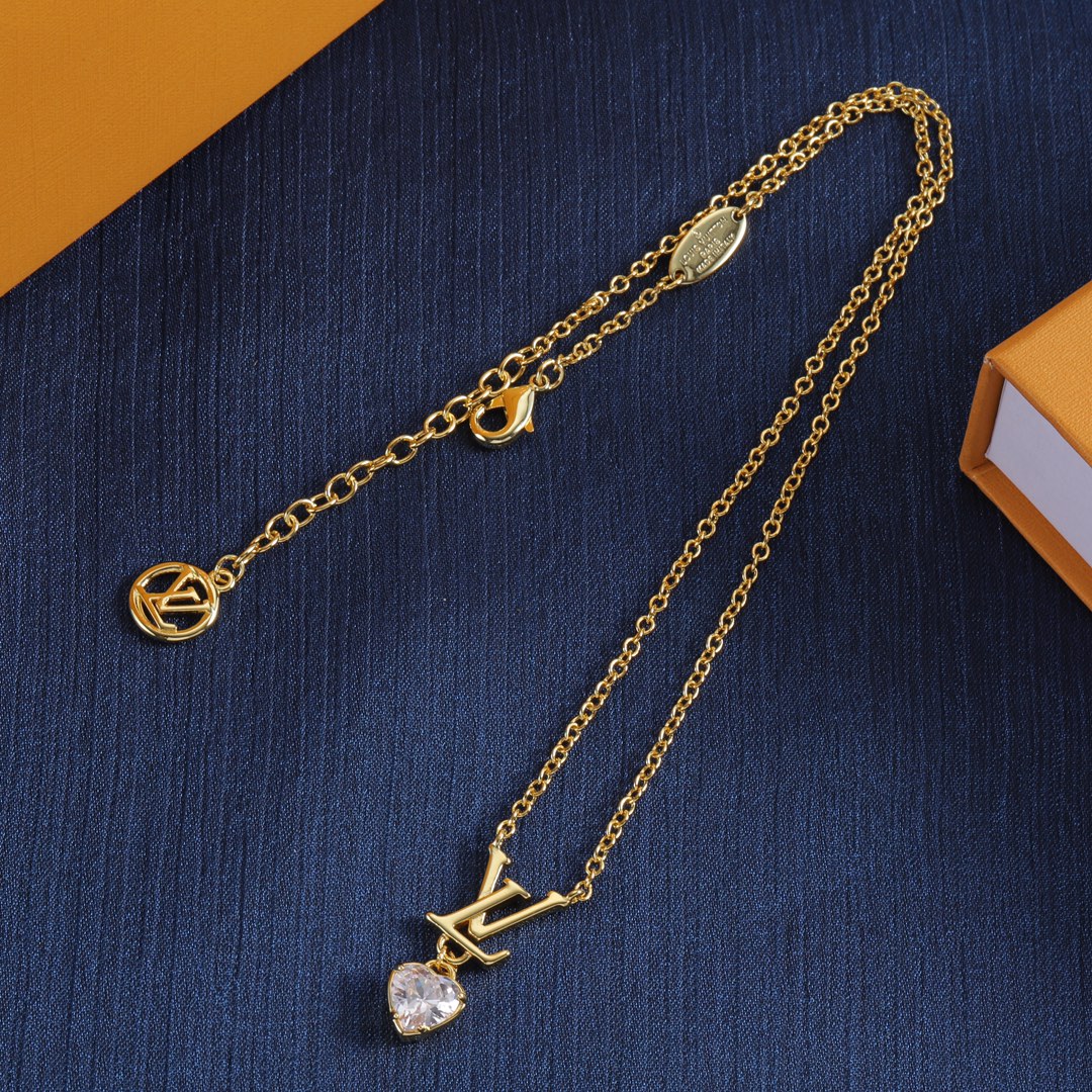 L design classic versatile necklace