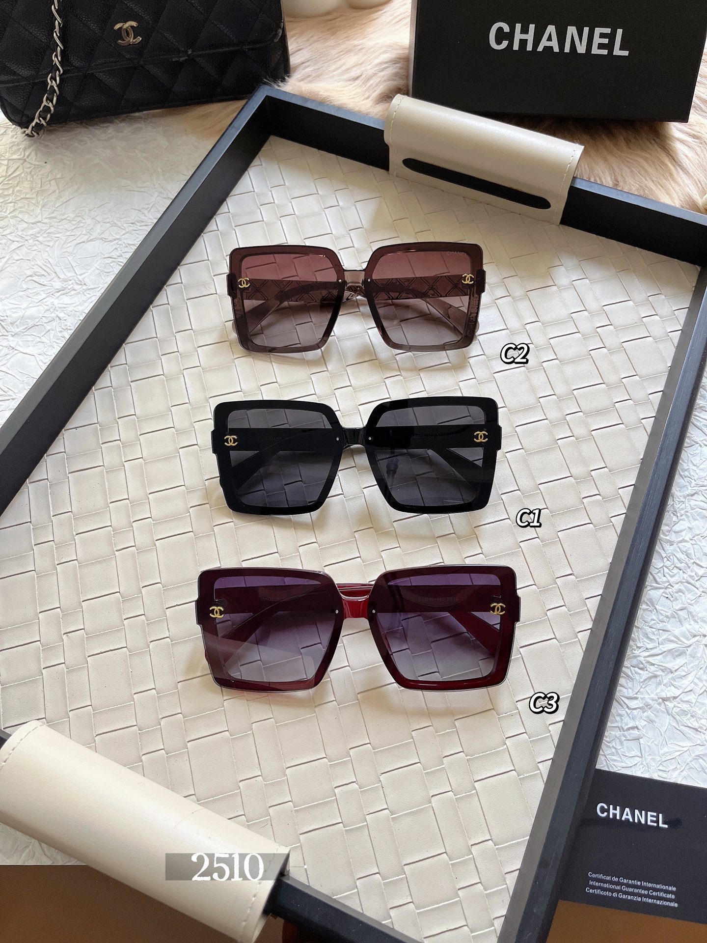 Classic Double C Logo Women's Polarized Sunglasses2510