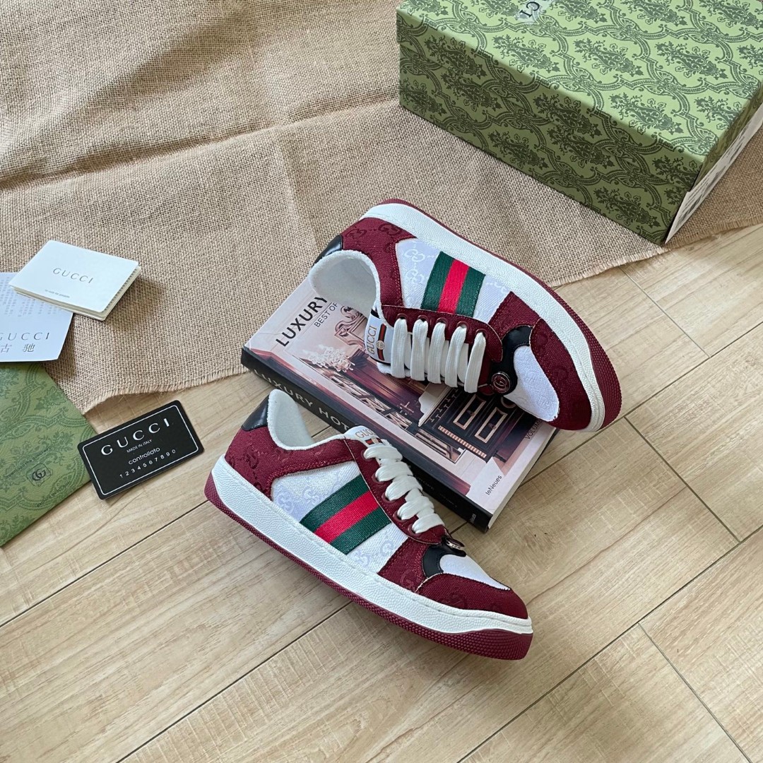 G  Sneakers with rhinestones