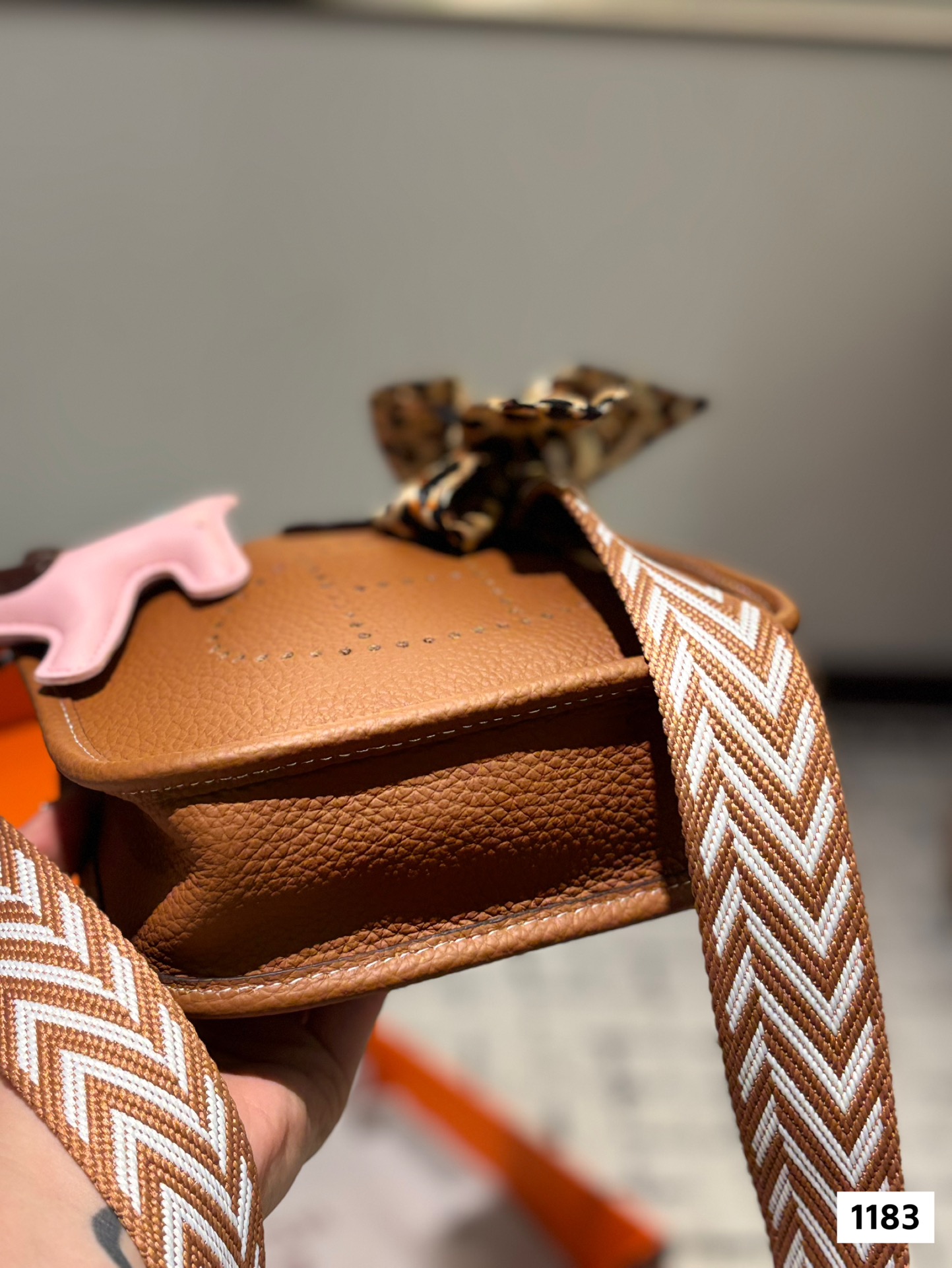 H Design New Small Crossbody Bag (without pendant)