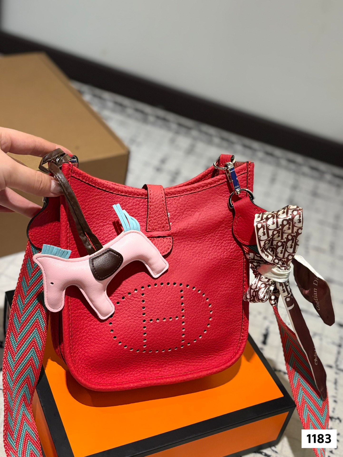 H Design New Small Crossbody Bag (without pendant)