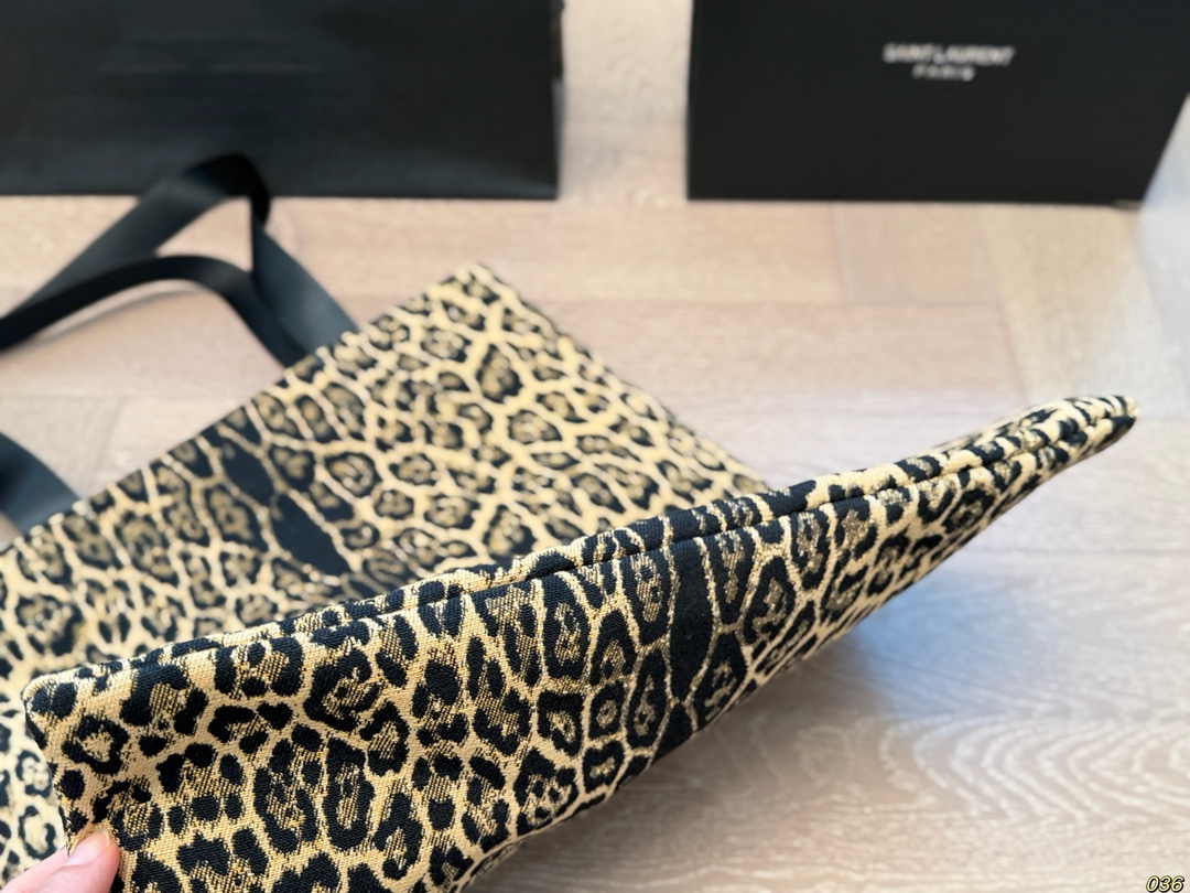 Y leopard print tote bag