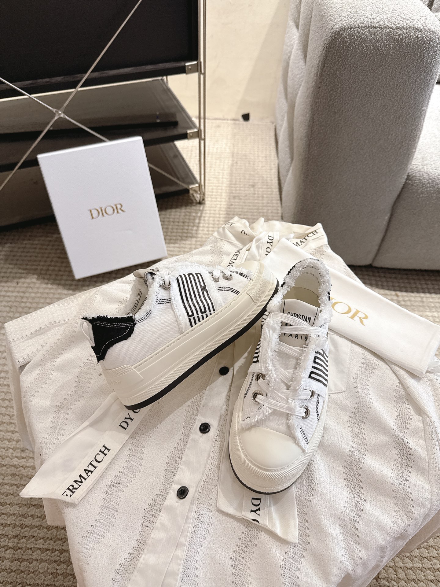 D tassel beggar thick-soled canvas sneakers