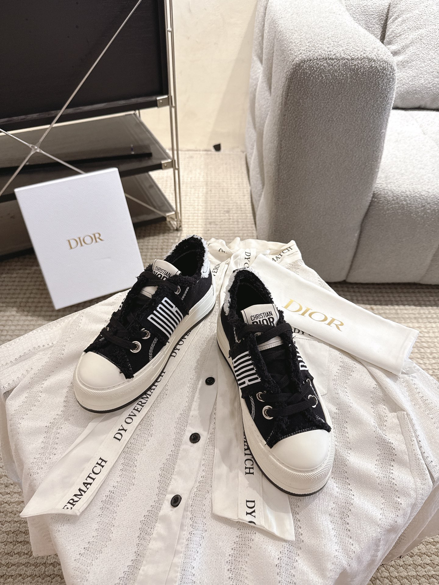 D tassel beggar thick-soled canvas sneakers