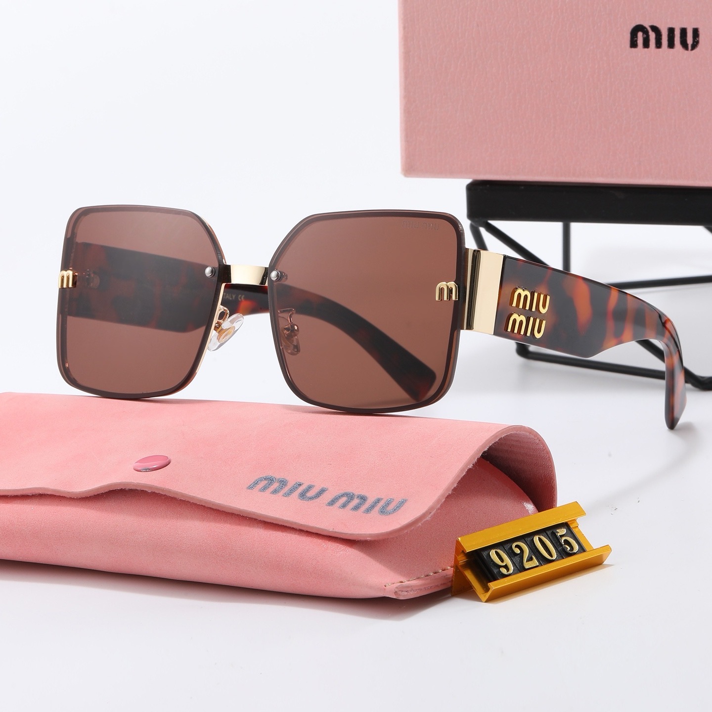M glasses 9205