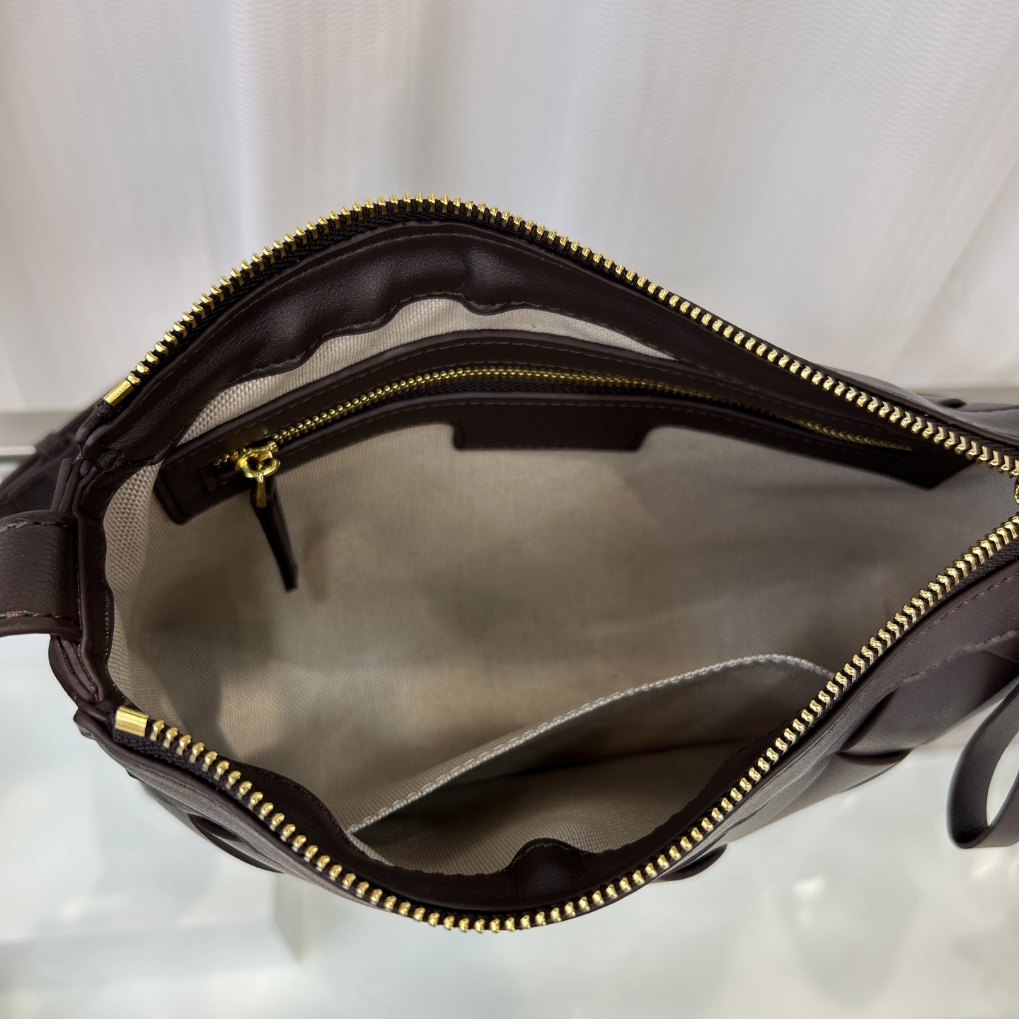 B Design New Plain Diamond Check Woven Crossbody Bag