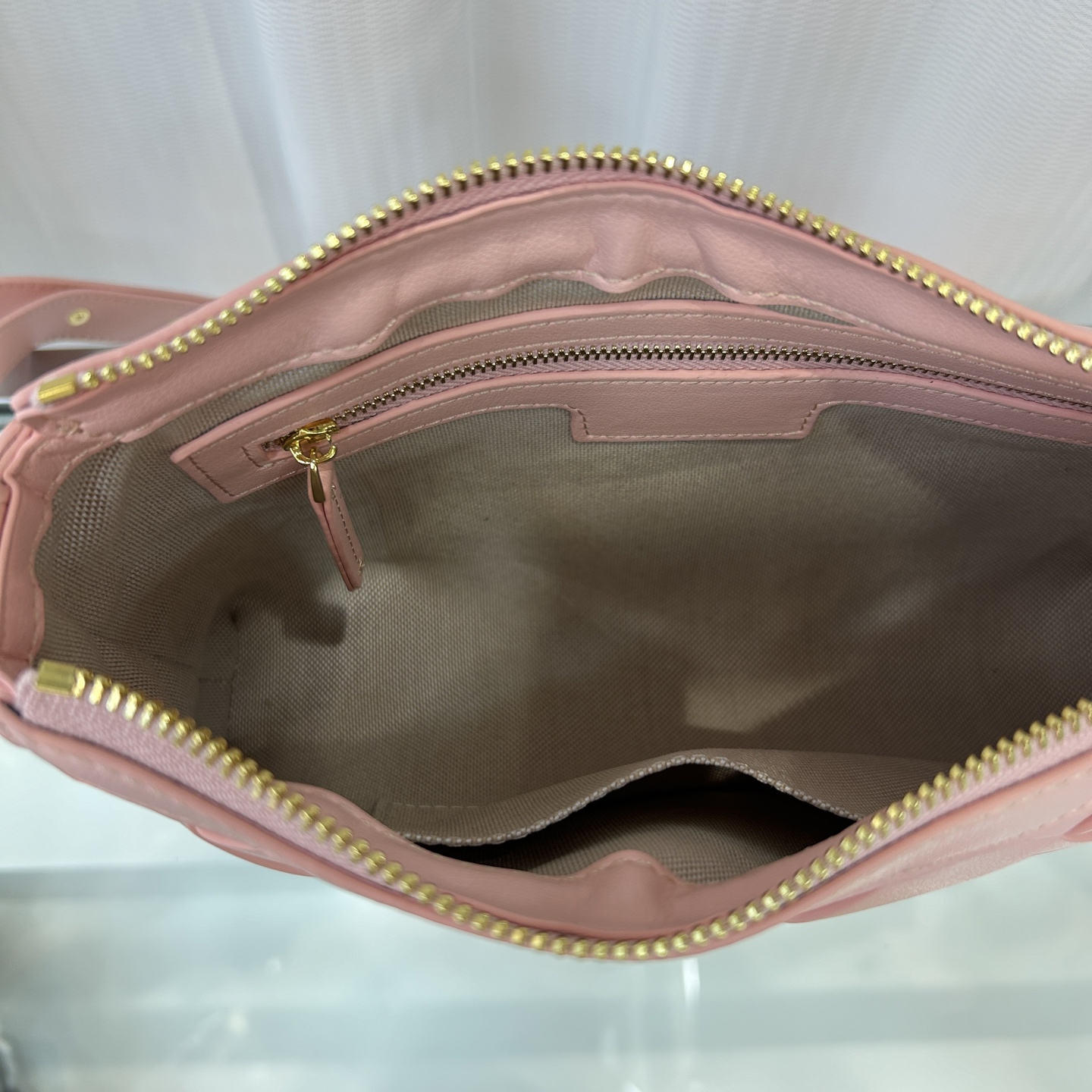 B Design New Plain Diamond Check Woven Crossbody Bag