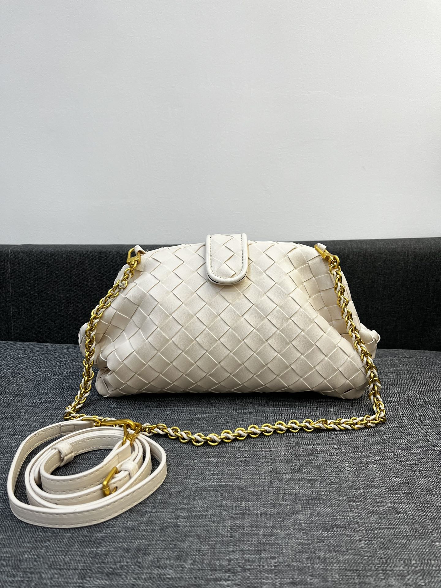 B Design Classic Bag