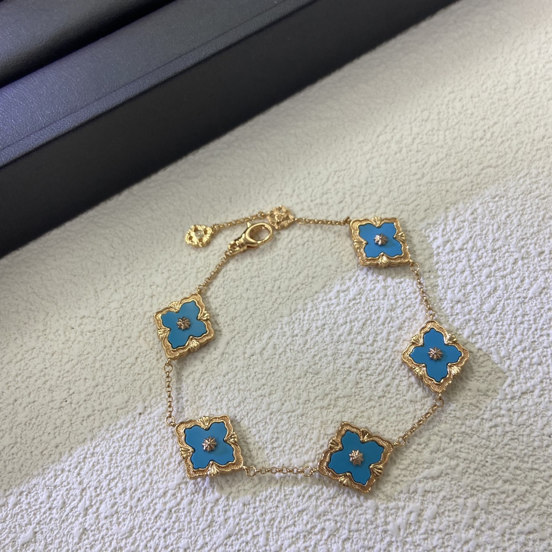 B Arrival Sky Colored Flower Mother-of-Pearl Bracelet with Diamonds