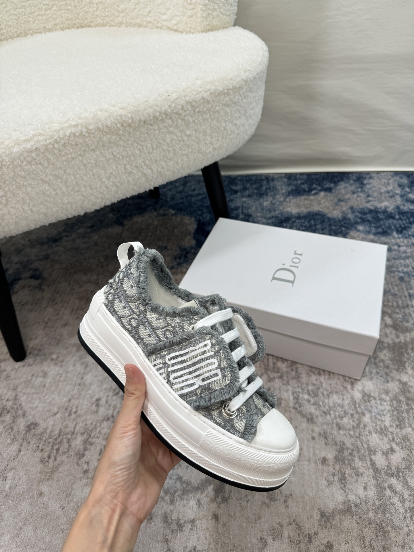 D design 2025 new tassel thick-soled sneakers