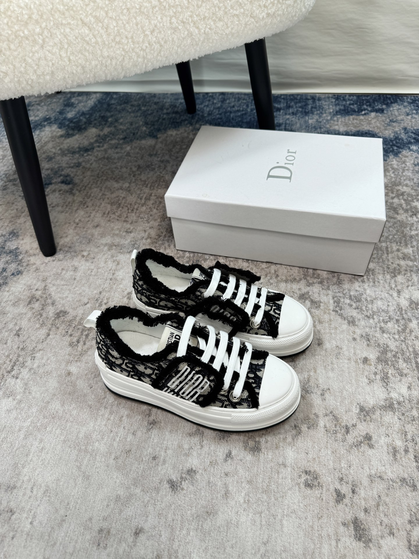 D design 2025 new tassel thick-soled sneakers