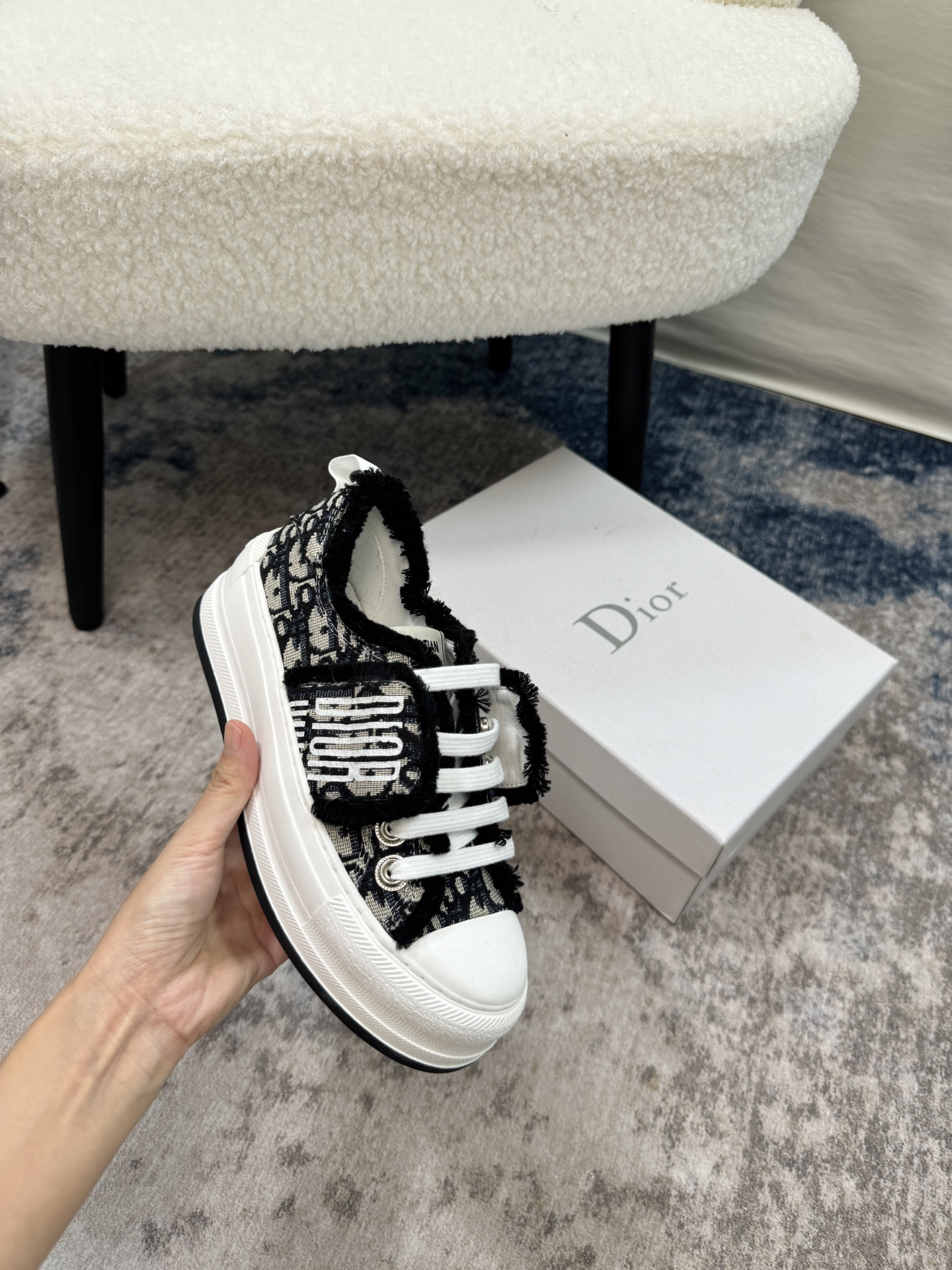 D design 2025 new tassel thick-soled sneakers