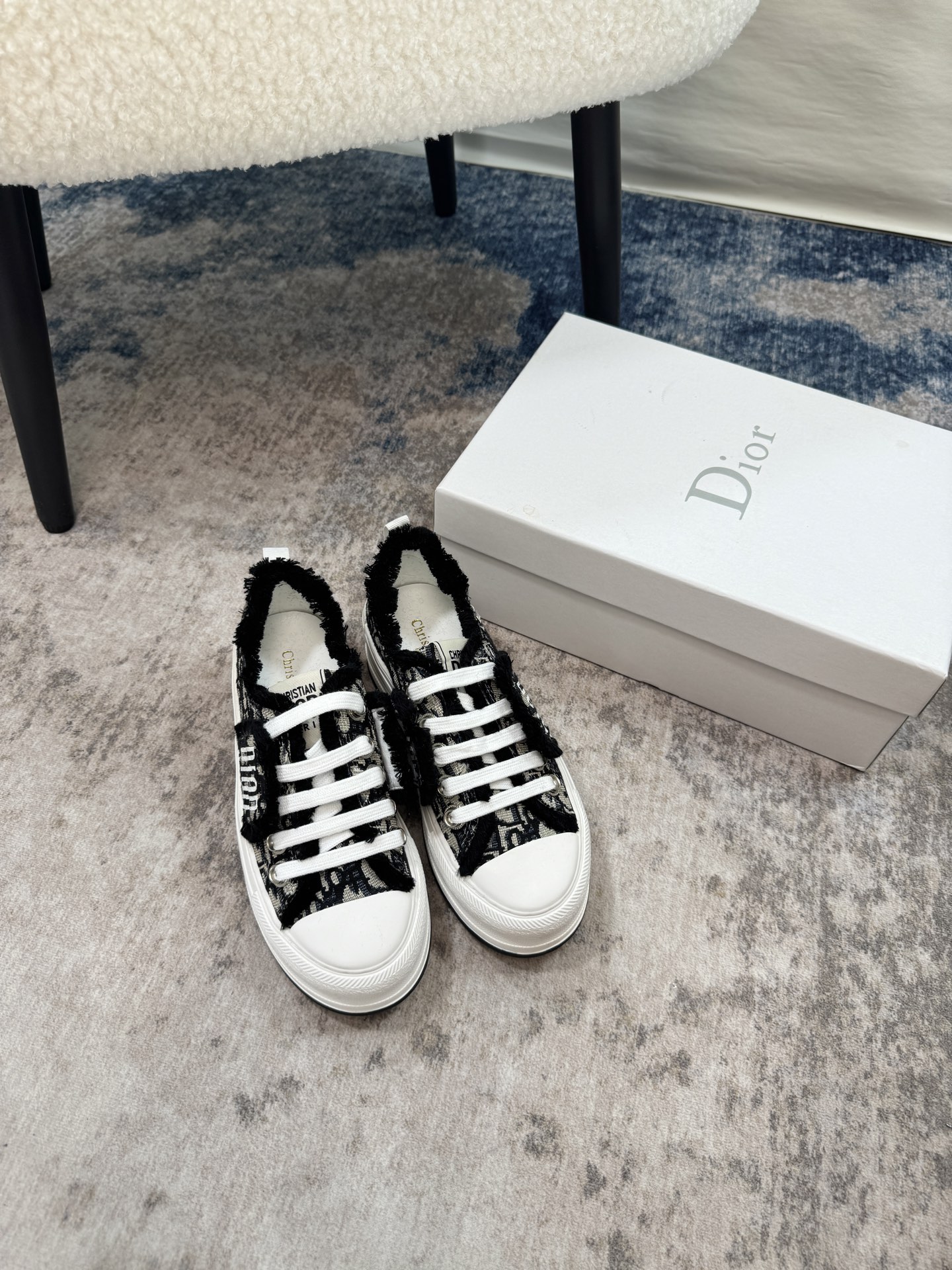 D design 2025 new tassel thick-soled sneakers