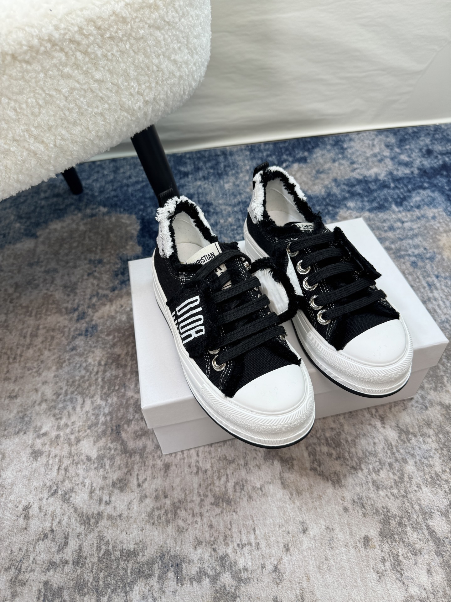 D design 2025 new tassel thick-soled sneakers