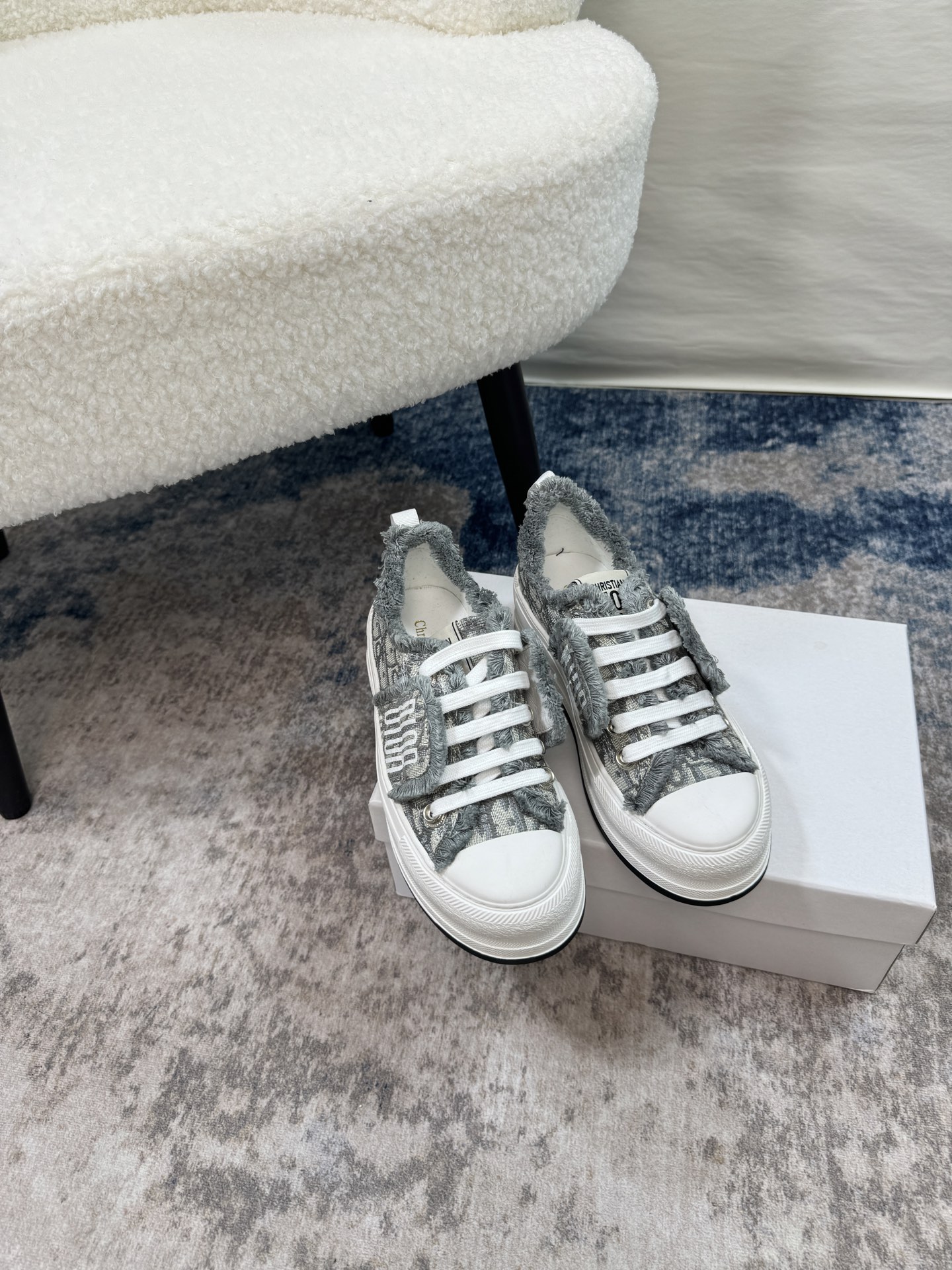 D design 2025 new tassel thick-soled sneakers