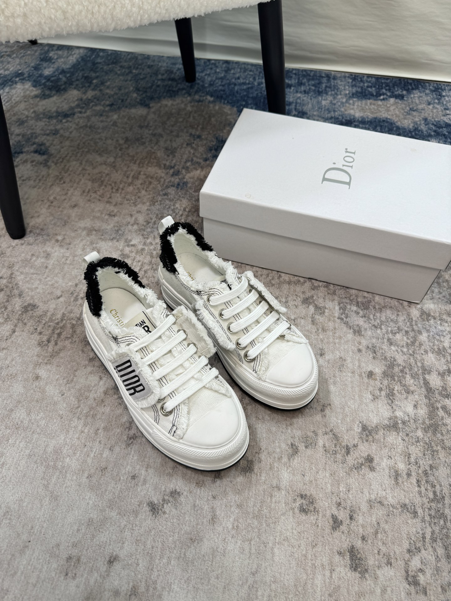 D design 2025 new tassel thick-soled sneakers